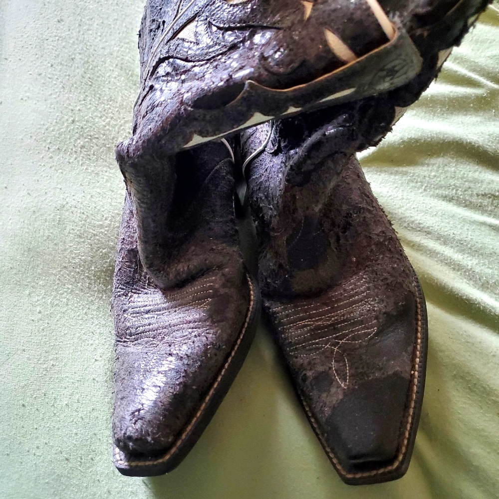 Women's boots